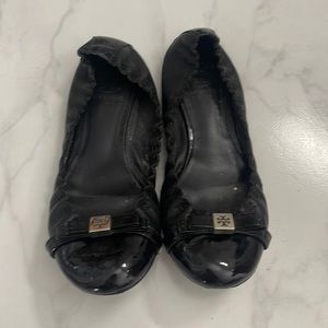 Tory Burch | Size 37 EU / Size 7 US |  Black w/ Silver Accent Bow Ballerina Shoe